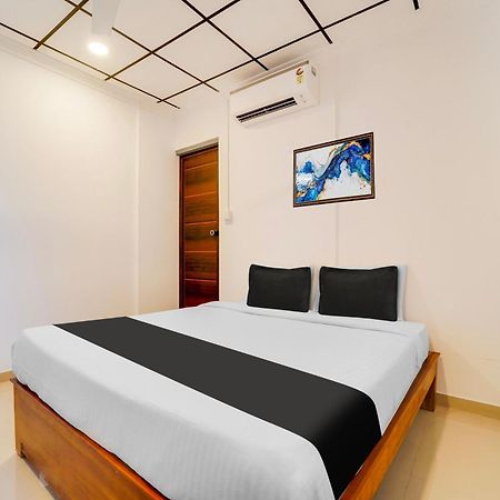Super Hotel O Vazhakkala Kochi Extérieur photo